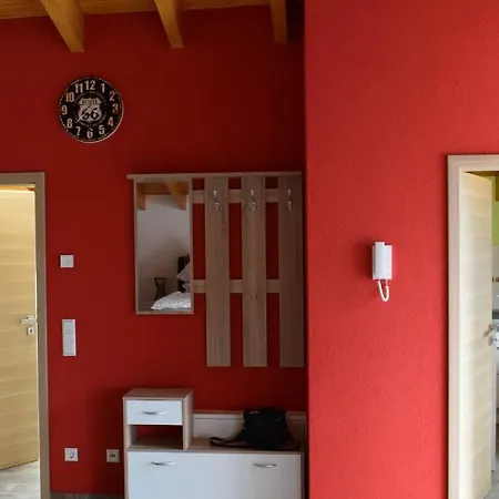 Hunsruecker-fewo - Erlebnishuette - 2 Im Hunsrueck In Unzenberg * Gobenhausen