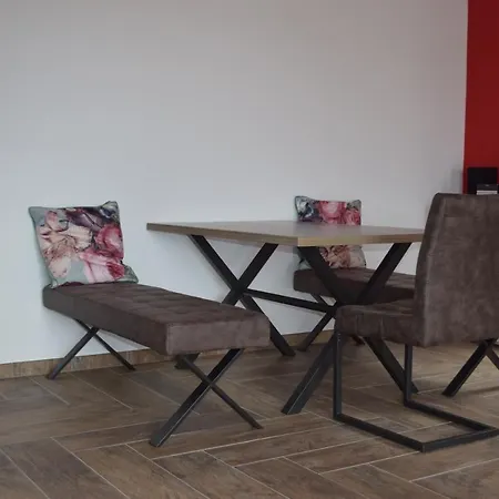 Hunsruecker-fewo - Erlebnishuette - 2 Im Hunsrueck In Unzenberg بيت للعطل *