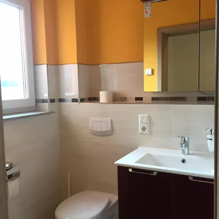 Hunsruecker-fewo - Erlebnishuette - 2 Im Hunsrueck In Unzenberg * Gobenhausen