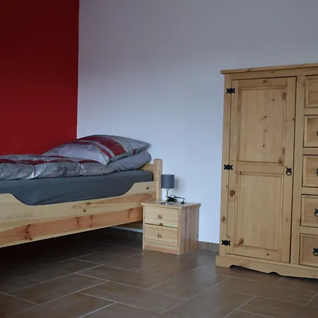 Hunsruecker-fewo - Erlebnishuette - 2 Im Hunsrueck In Unzenberg Gobenhausen