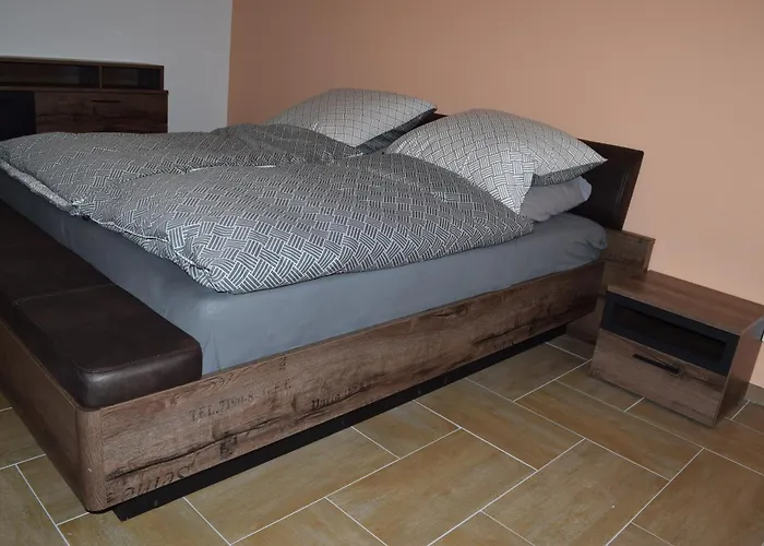 Hunsruecker-fewo - Erlebnishuette - 2 Im Hunsrueck In Unzenberg